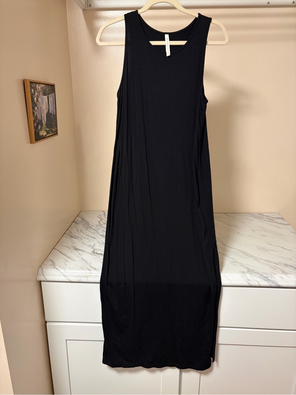 Classic Black Sleeveless Maxi Dress - Women's